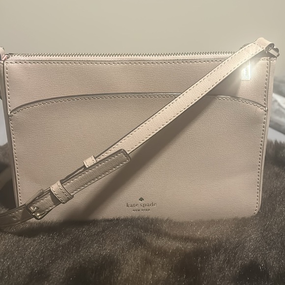 EUC Kate Spade Adel Crossbody Bag - Picture 4 of 5